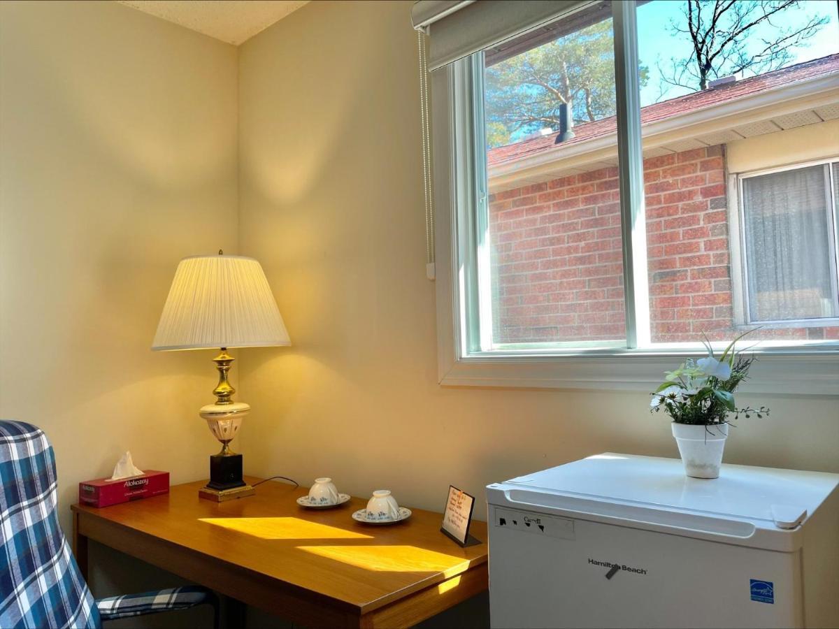 77 Nice And Warm Series Rooms Toronto Dış mekan fotoğraf