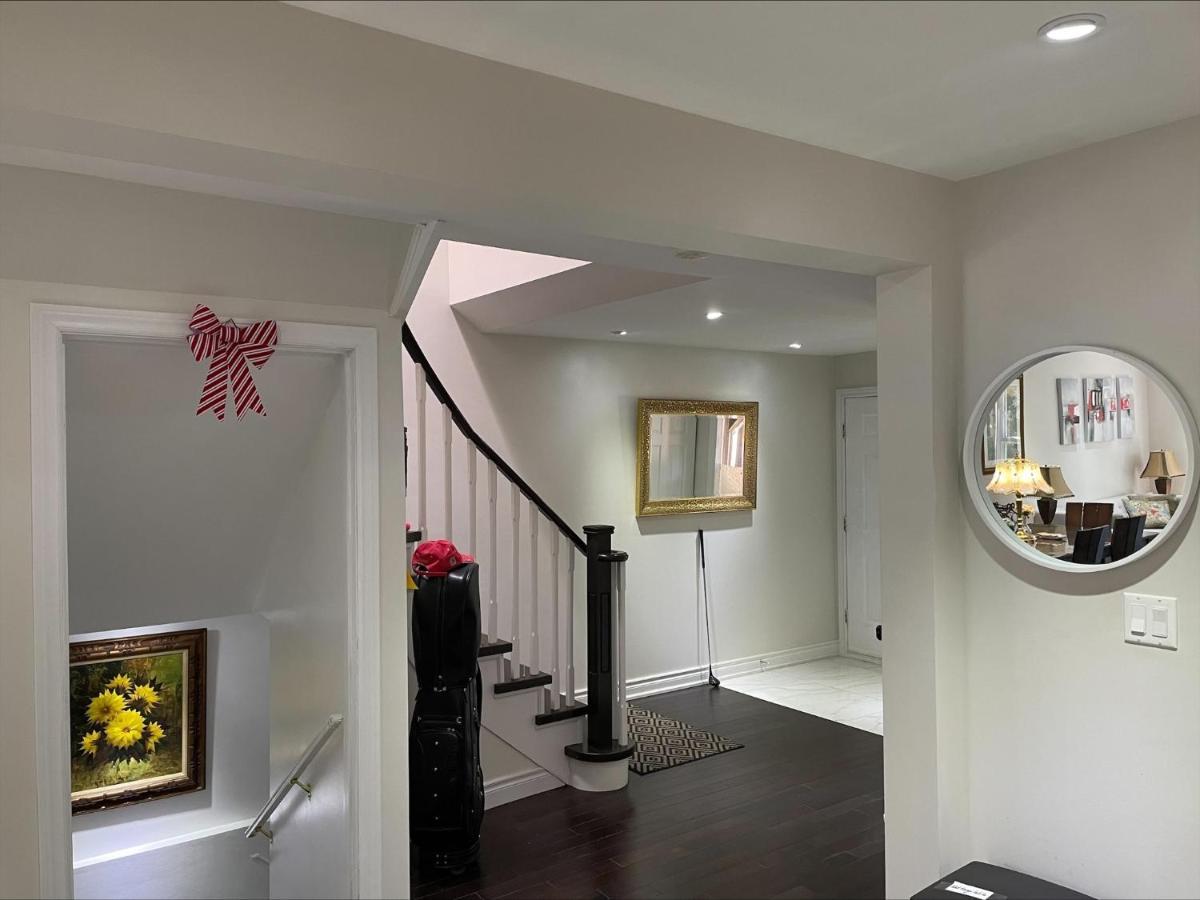 77 Nice And Warm Series Rooms Toronto Dış mekan fotoğraf